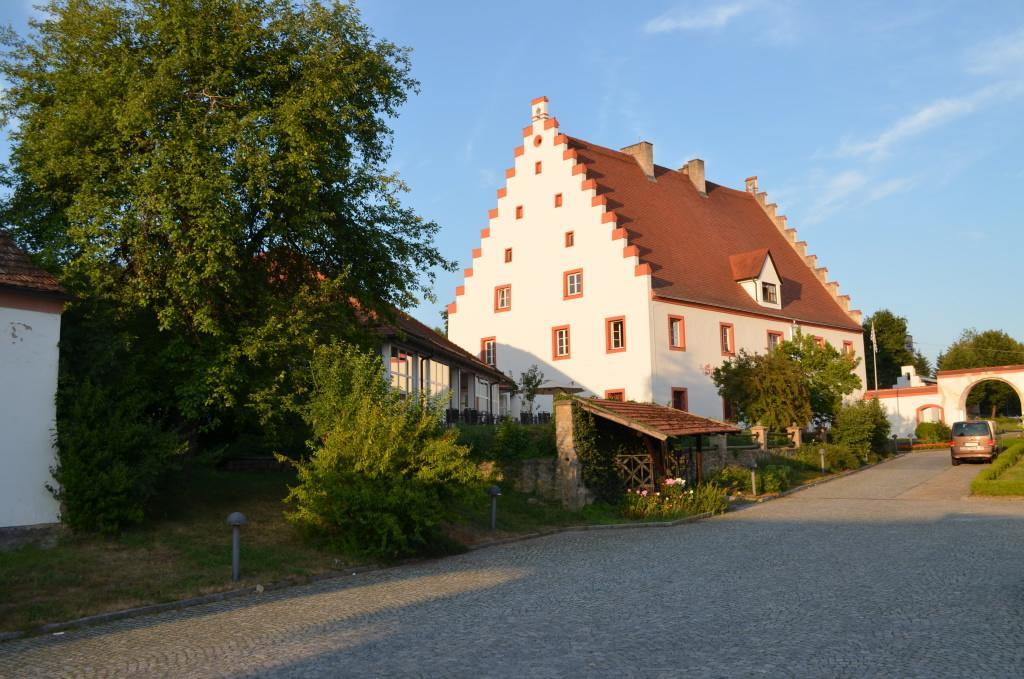 Schlossgasthof Roesch 블라이바흐 외부 사진